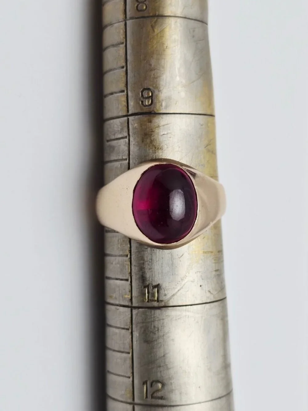 12K Karat Solid Yellow Gold Designer Oval Cabochon Lab Grown Ruby Ring - Size 10